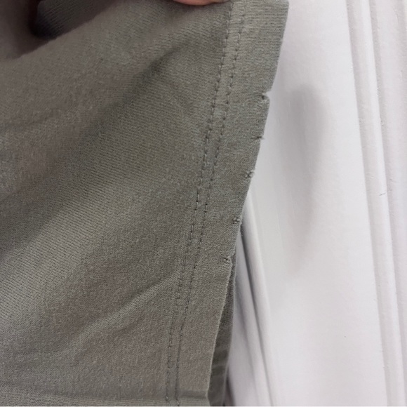 Y2K A&F Embroidery Patch Tee - Picture 4 of 8